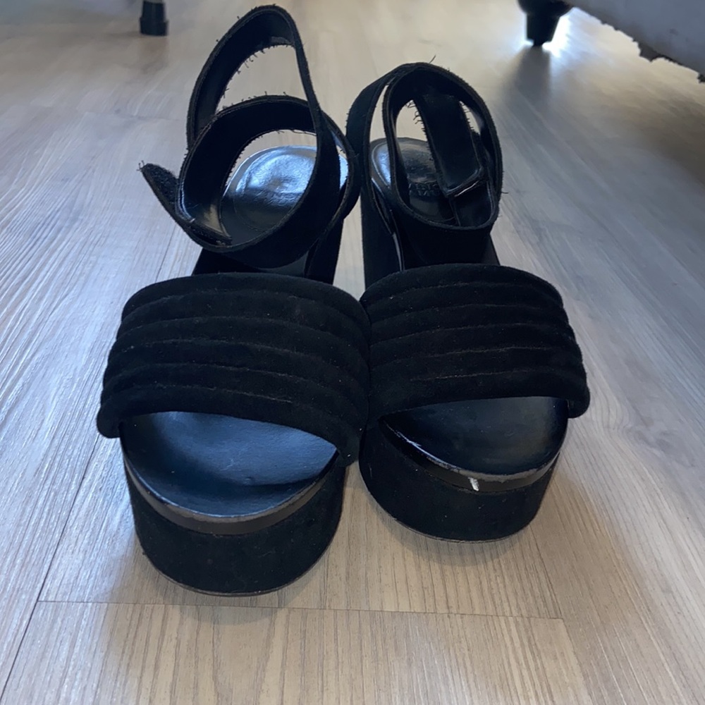 Black Vince camuto wedge sandal - Picture 9 of 11
